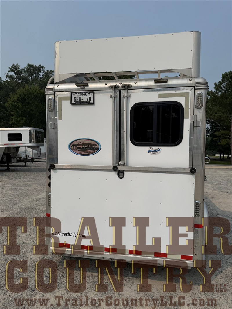Trailer Photo 5