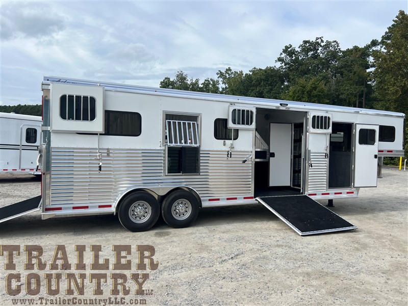 Trailer Photo 18