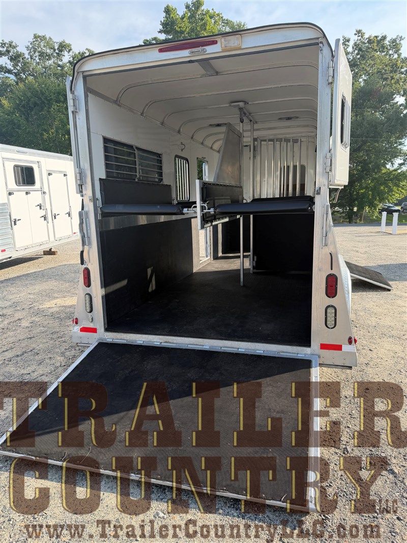 Trailer Photo 16