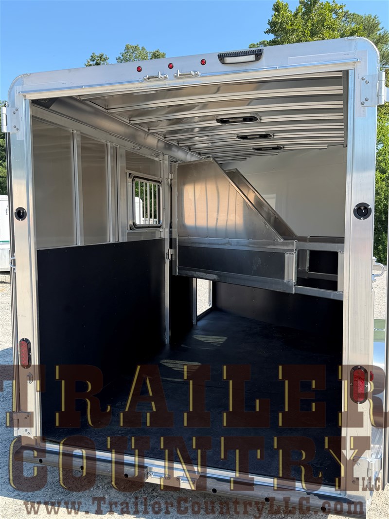 Trailer Photo 9
