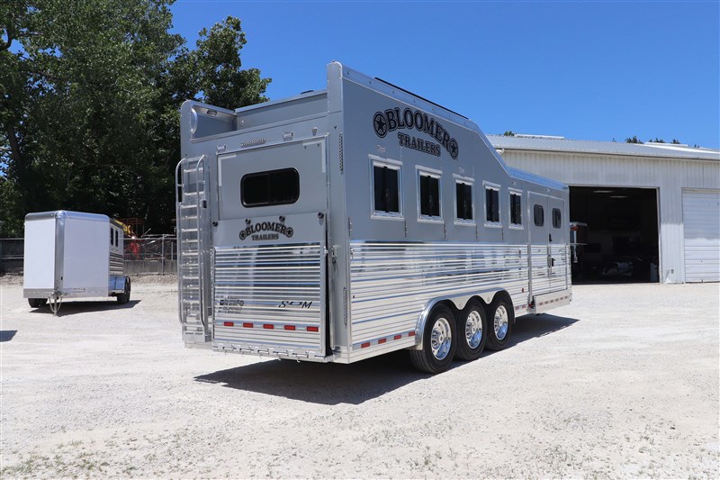 2024 Bloomer 5 horse bumper pull trailer with trainer tack