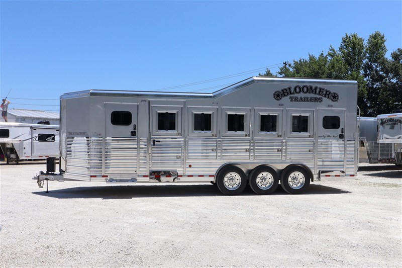 2024 Bloomer 5 horse bumper pull trailer with trainer tack