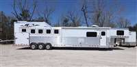 2026 5 horse 4 Star 5H 15'9 Trail Boss LQ, Slide, Pod, Generator