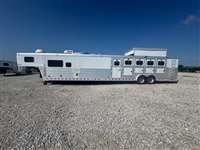 2006 5 horse Elite 5H 18'6 LQ, BUNK ROOM, Escape Door, Mangers