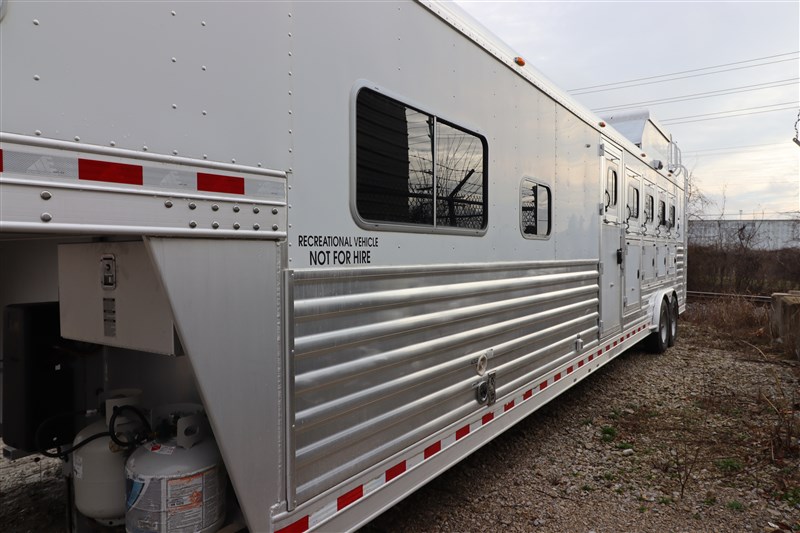Trailer Photo 4