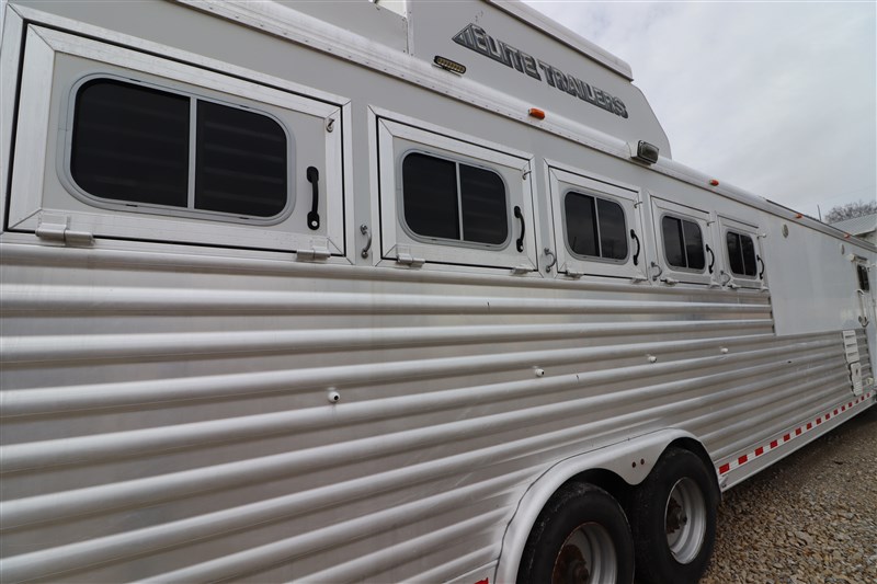 Trailer Photo 2