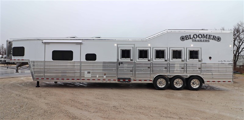 Trailer Photo 9