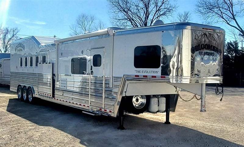 Trailer Photo 1