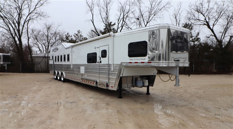 Trailer Photo 3