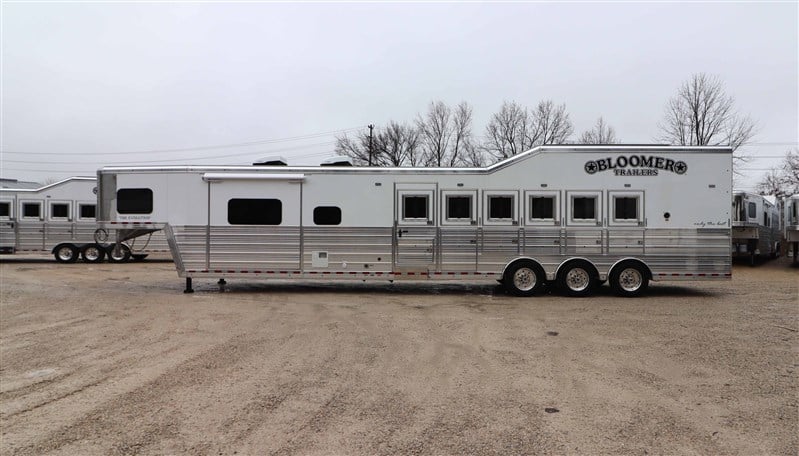 Trailer Photo 1