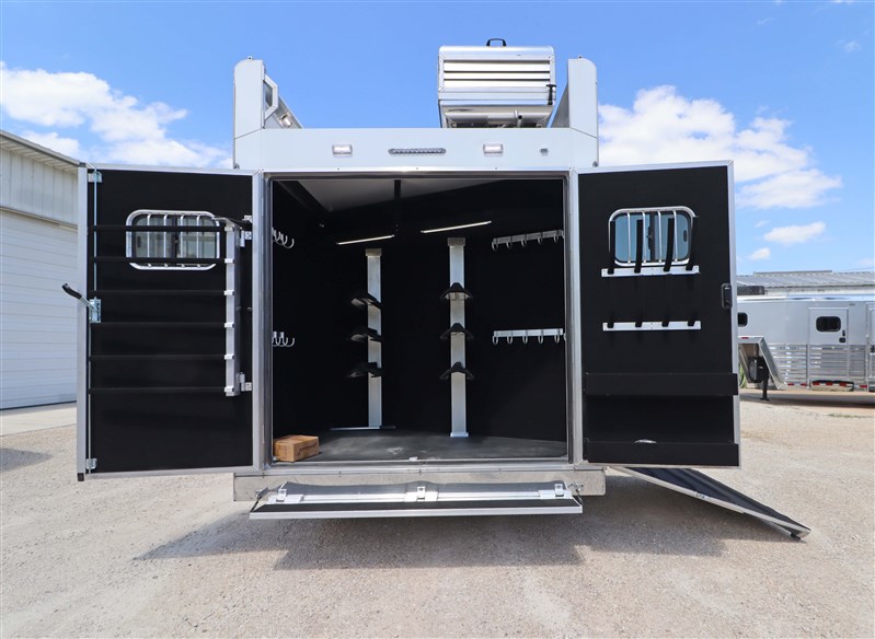 Trailer Photo 7