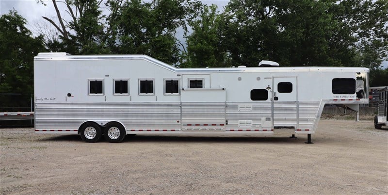Trailer Photo 1