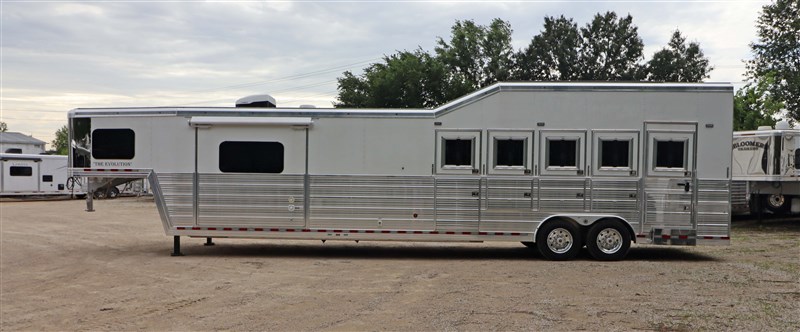 Trailer Photo 7
