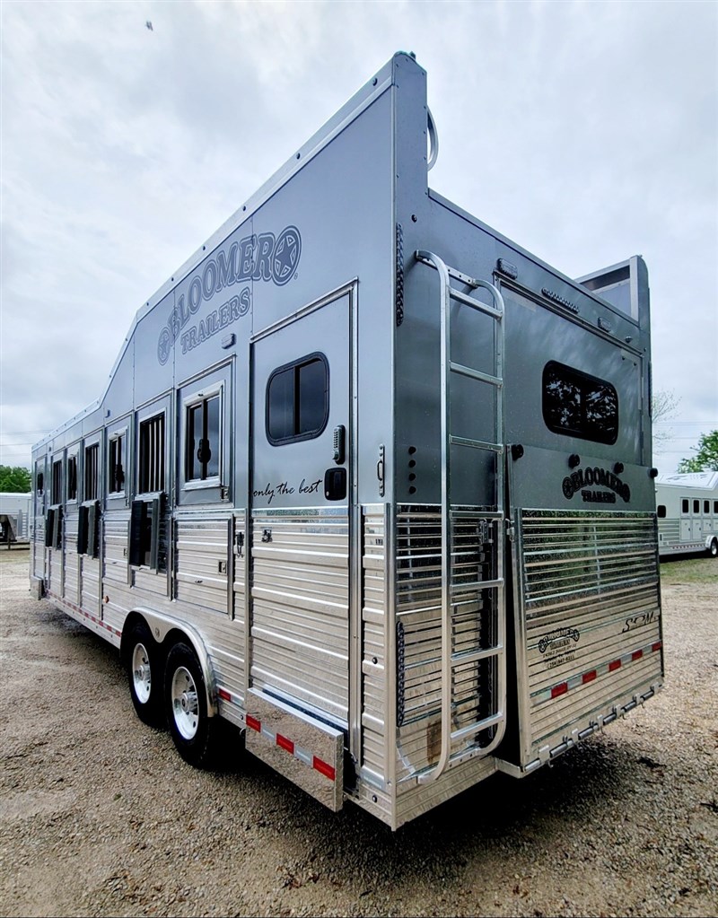 Trailer Photo 9