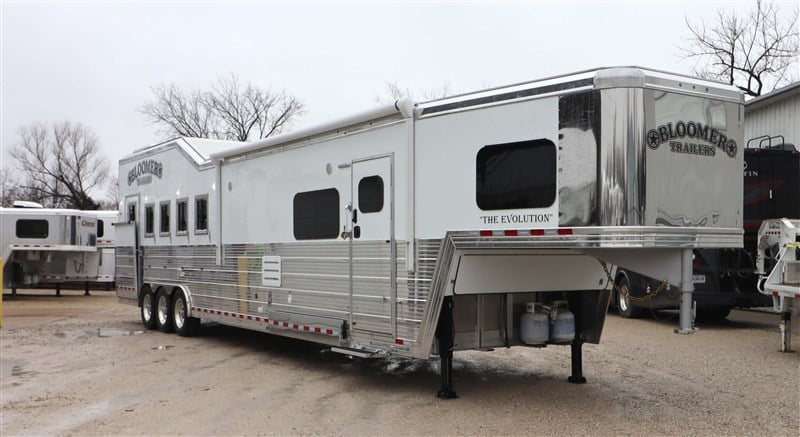 Trailer Photo 1