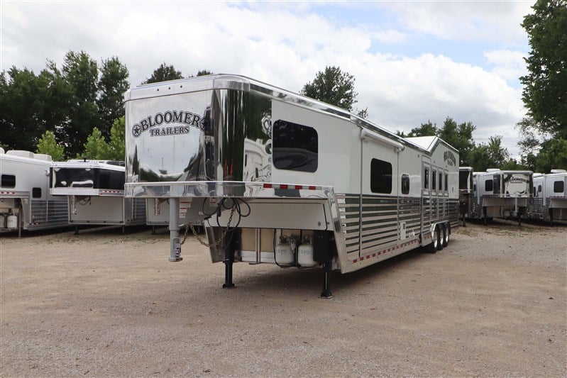 Trailer Photo 1