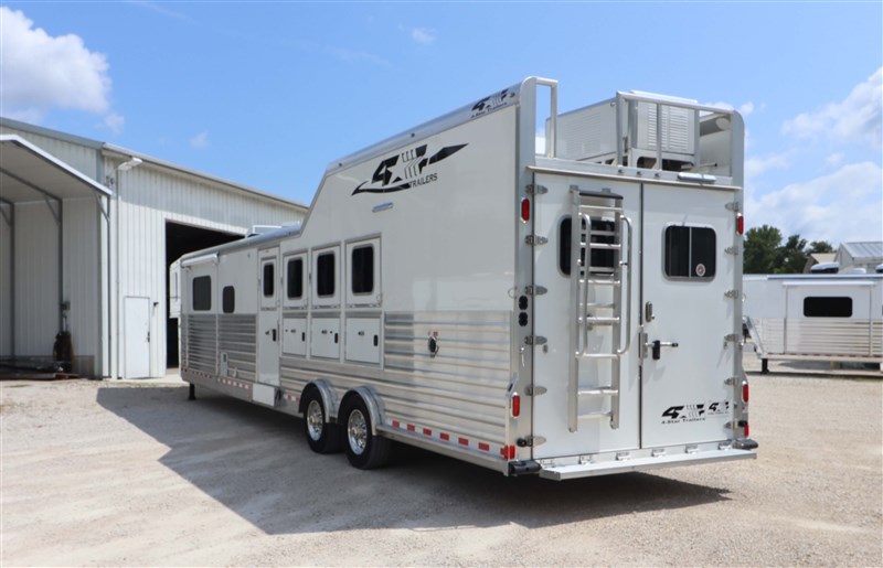 Trailer Photo 5