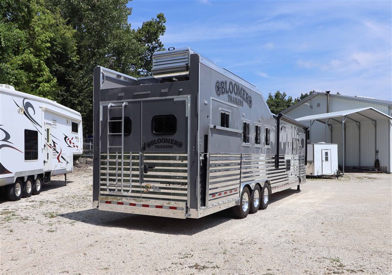 Trailer Photo 3
