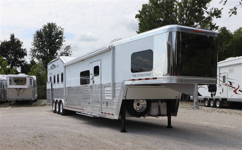 Trailer Photo 1