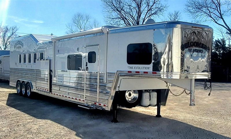 Trailer Photo 1