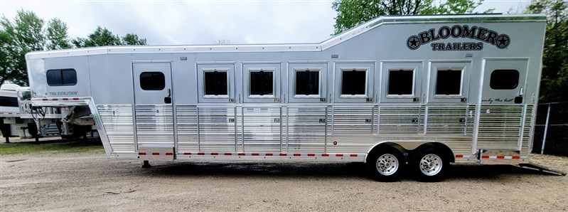 Trailer Photo 7