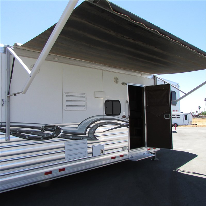 Trailer Photo 15