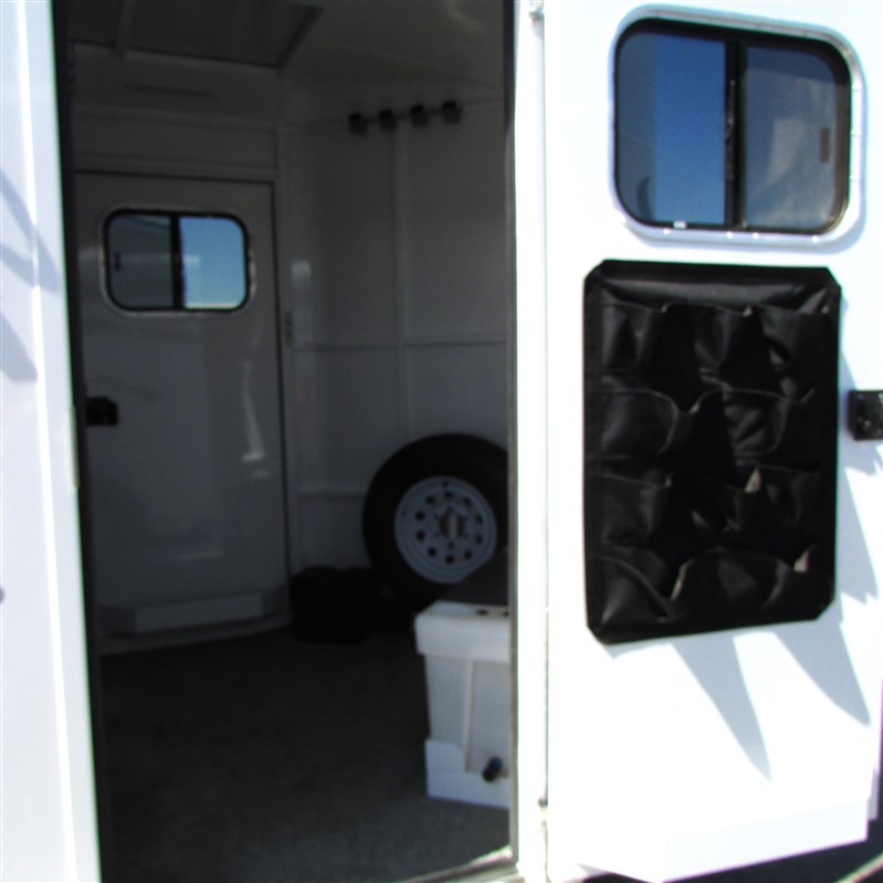 Trailer Photo 15