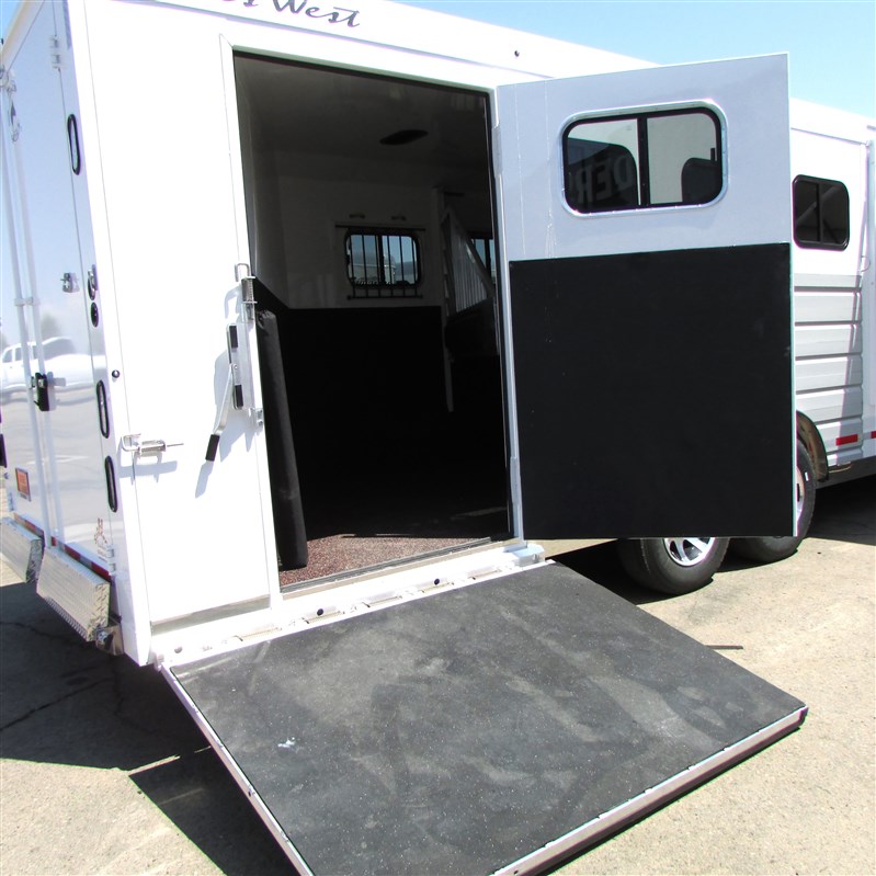 Trailer Photo 8