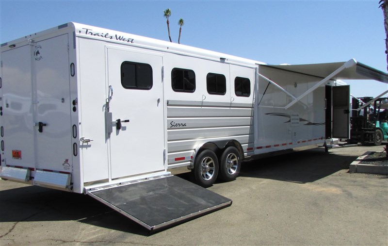 Trailer Photo 7