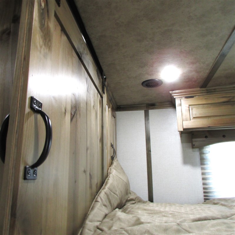 Trailer Photo 21