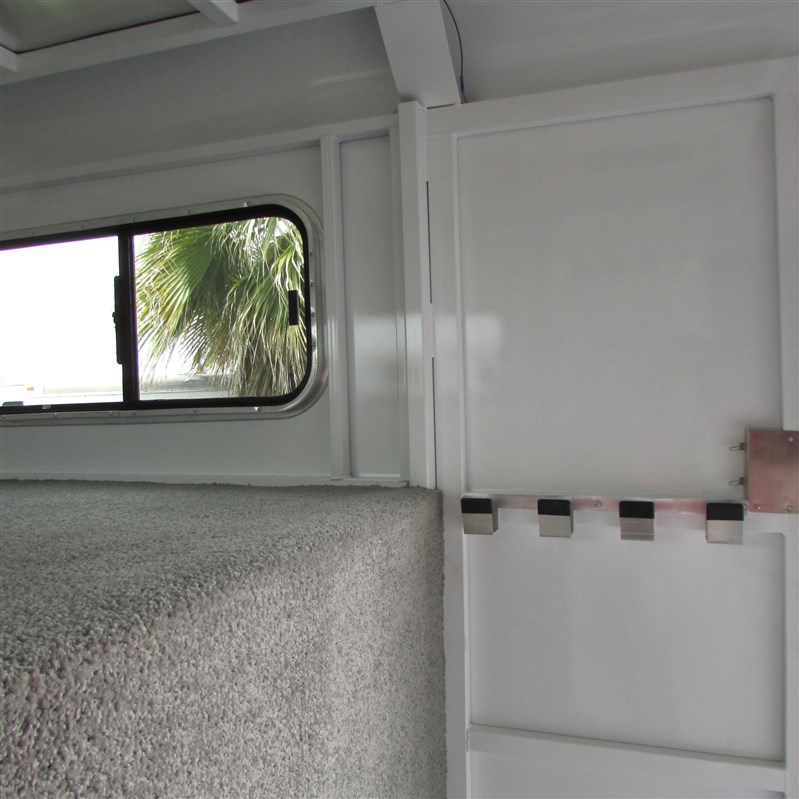 Trailer Photo 19