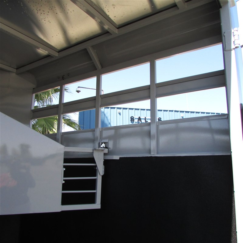 Trailer Photo 7