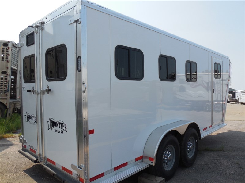 Trailer Photo 7