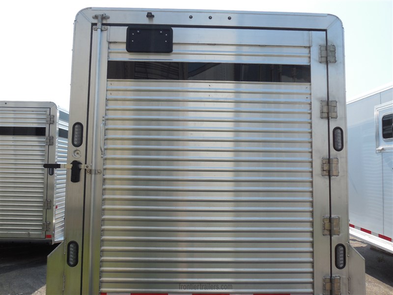 Trailer Photo 14