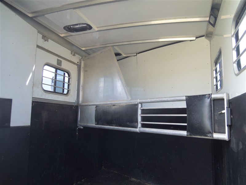 Trailer Photo 7