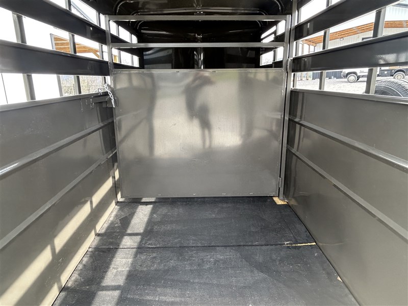 2026 Valley 7ft tall, 16ft, stock with rubber mats
