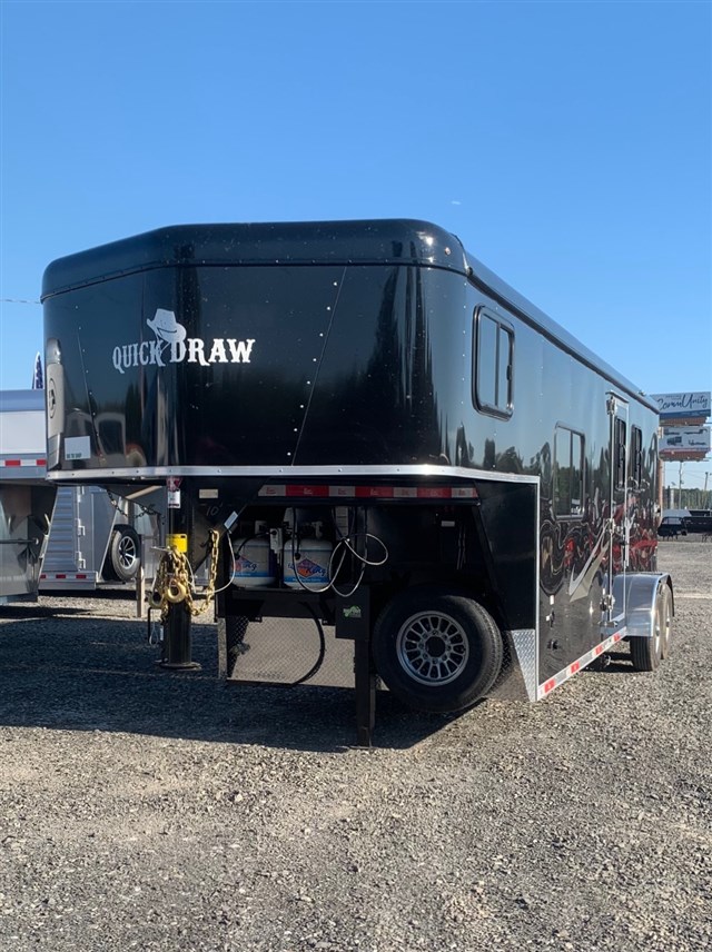 2022 Bison 7208 Quickdraw 2 Horse LQ IN STOCK!!!
