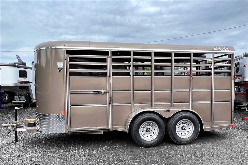 2022 Delta 500 Combo 3 Horse Slant Bumper Pull