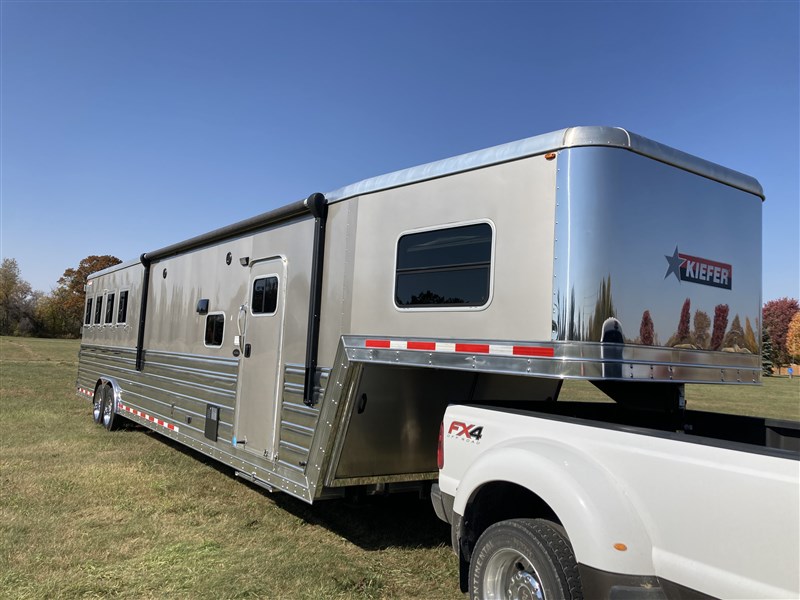 2014 Kiefer Genesis 8017 S 4 H