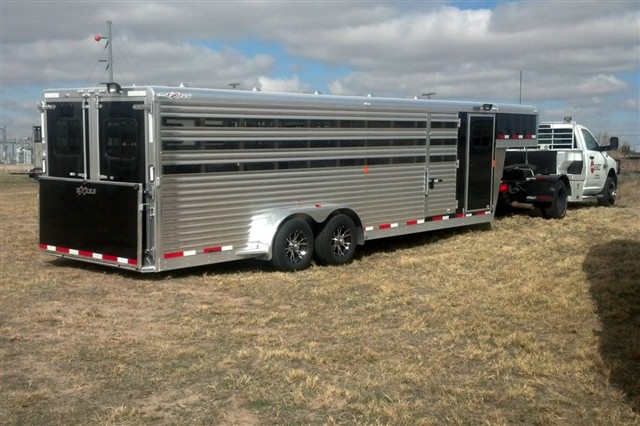 2015 Exiss 24' Low Pro Gooseneck