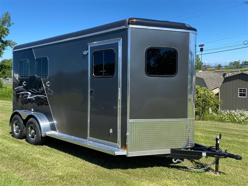 Homesteader Horse trailers for sale