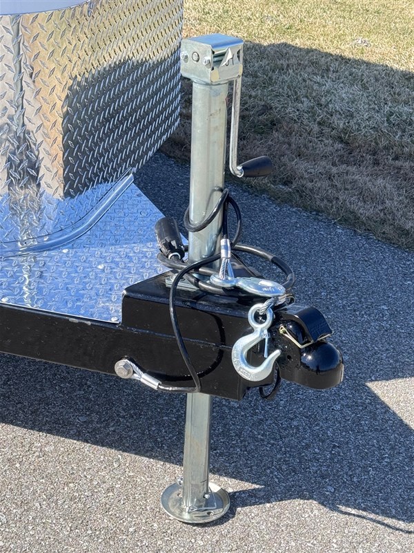 2025 Hawk Custom 2 Horse Bumper Pull Straight Load w Ramp