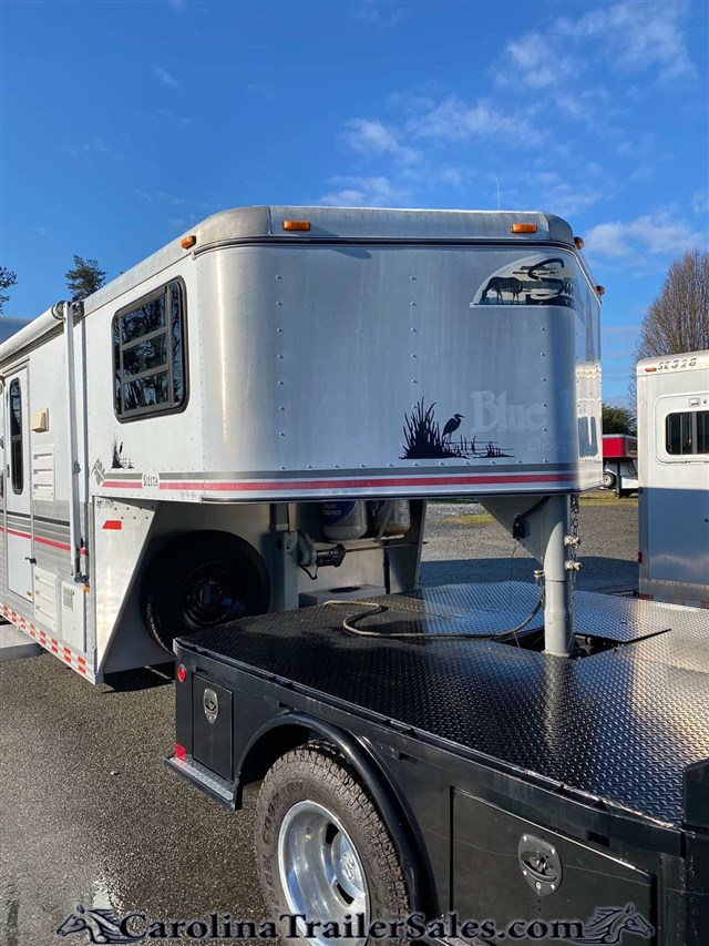 2021 Sundowner 3H 6' LQ Great Size, Hay Rack, Ramp