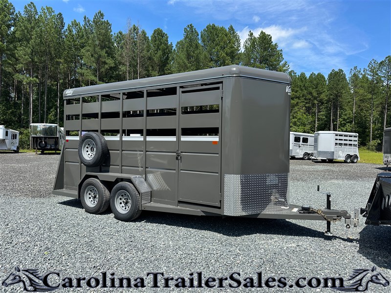 2025 Valley 2h stock bp 7'6" with mats & escape door