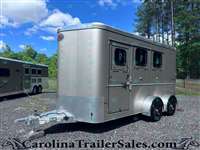2021 3 horse Sundowner 3H Dressing Room, Escape Door, Mats, Spare Tire