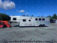 2028 3 horse Merhow 3H, 12' LQ, Insulated, Escape Door, Ramp