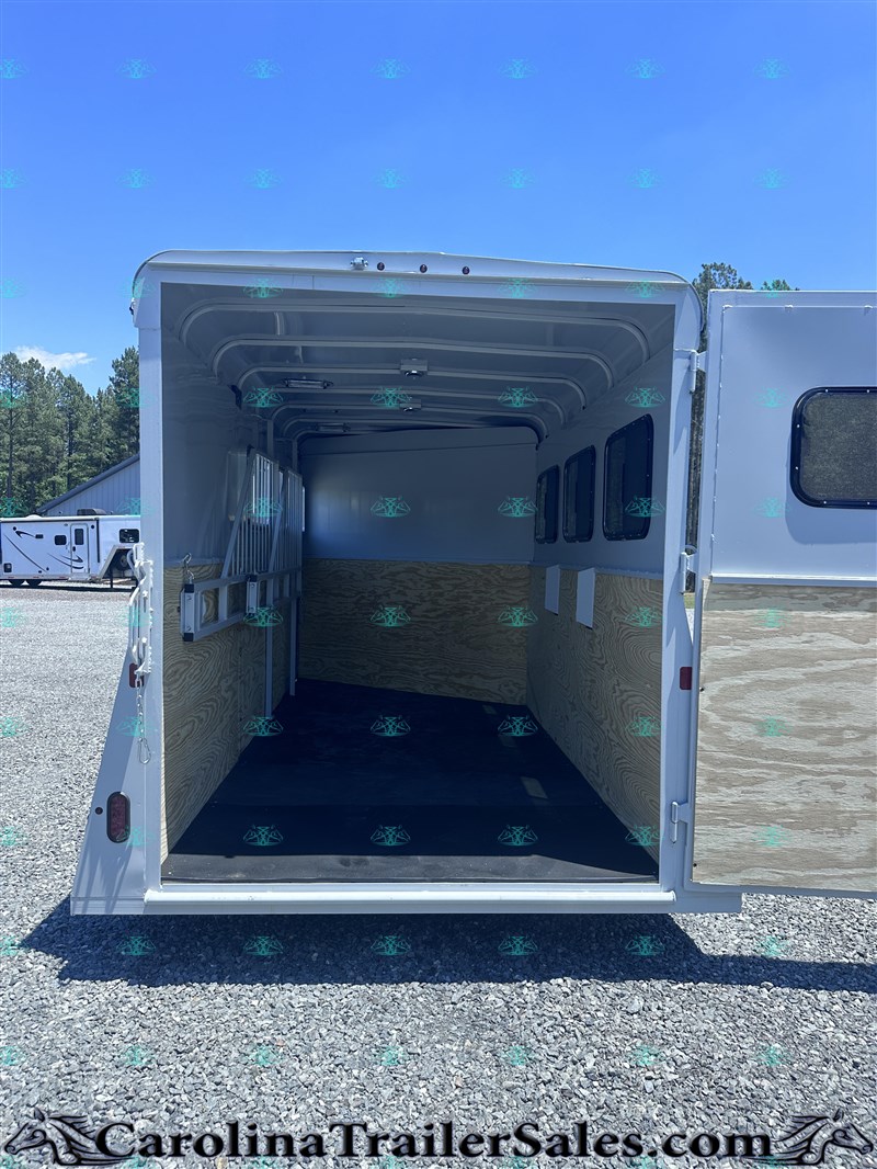 Trailer Photo 18