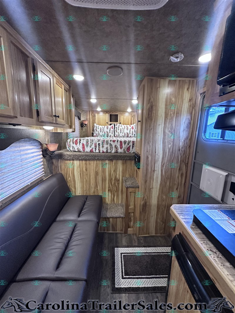Trailer Photo 24
