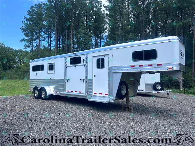 Trailer Photo 1