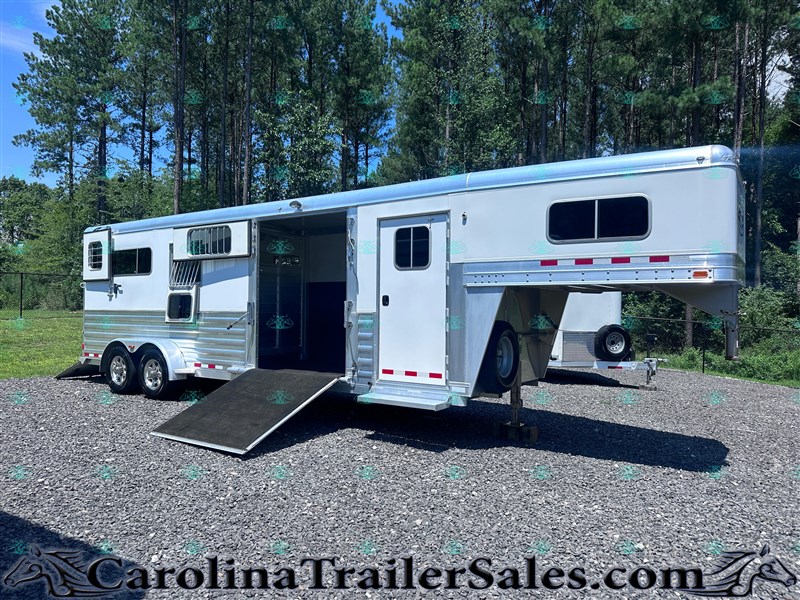 Trailer Photo 2